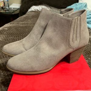 CARLOS by Carlos Santana taupe booties